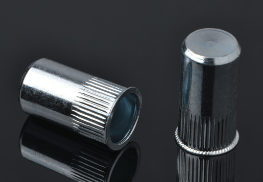 Stål Reduser hodet Knurled Body Rivet Nut Closed End Type